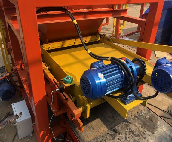 Interlocking Engine Solid Block Automatic Block Machine image