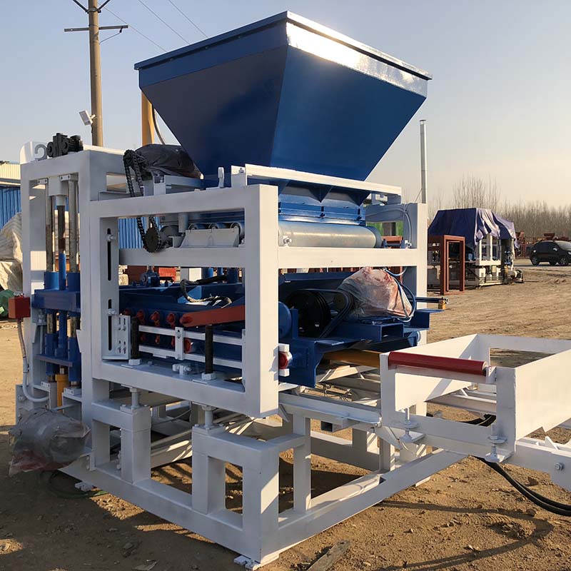 Concrete fully automatic block machine-QT series article image 1